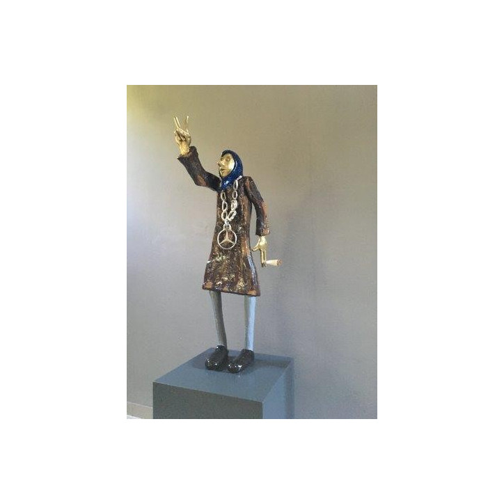 Resl mit Mercedesstern